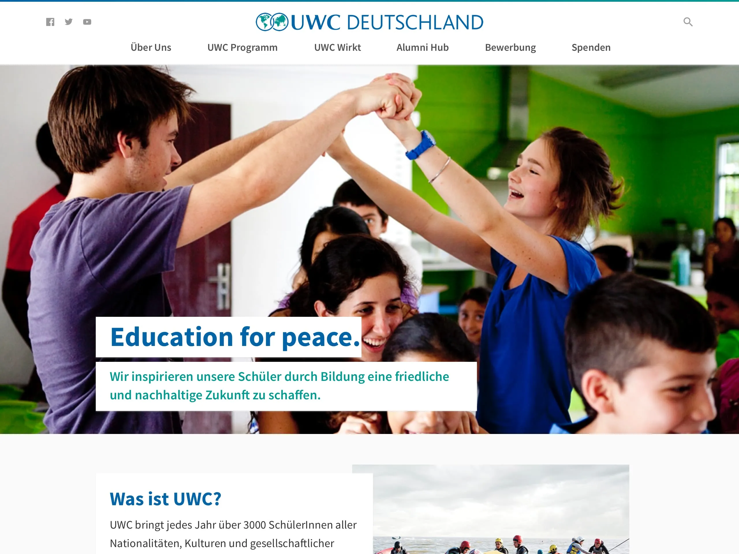 Third mockup of uwc.de. The headline and subheadline have a white background for better legibility, and the logo in the navigation bar is larger